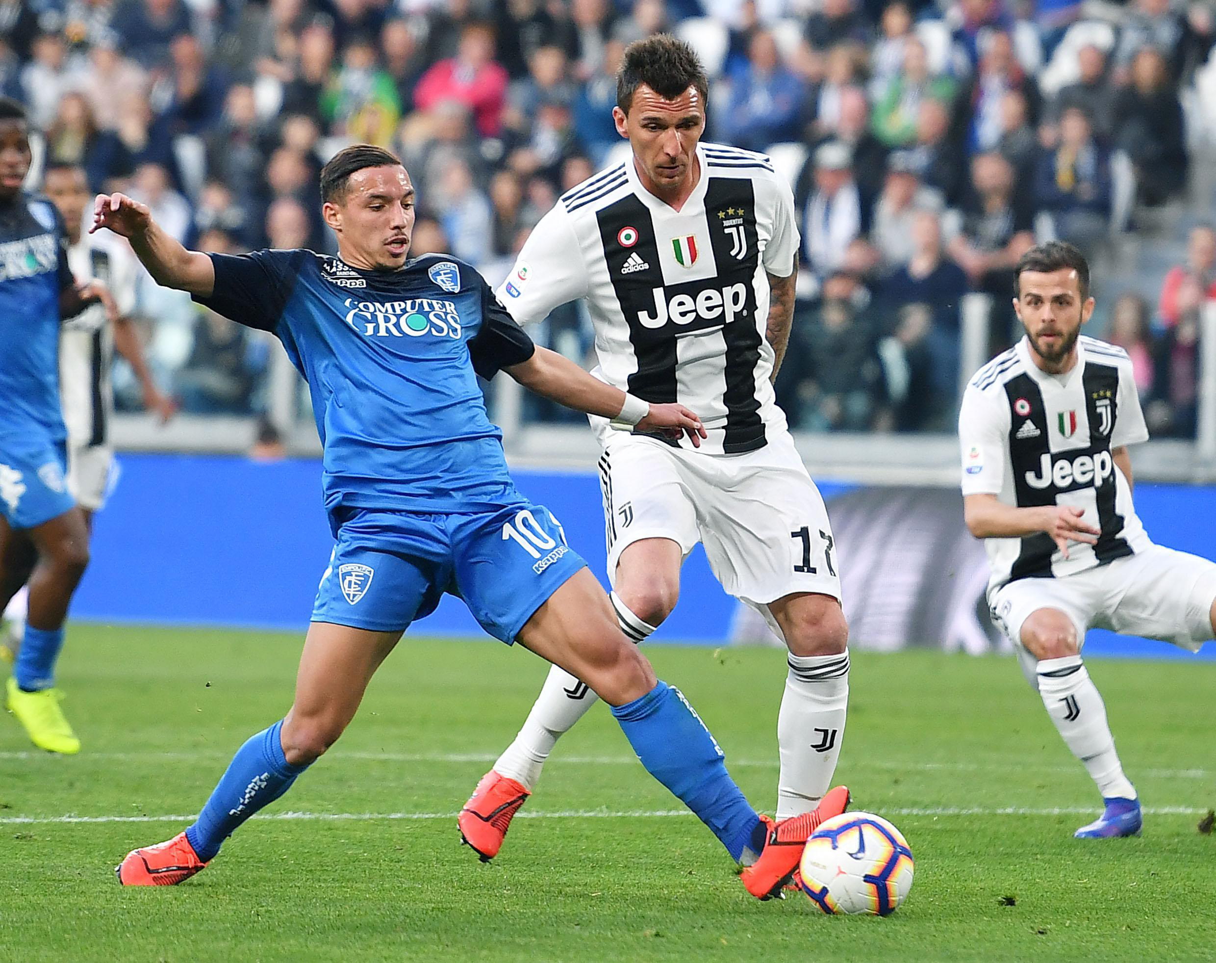 以及门前的 以及门前的